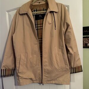Burberry Beige Coat with Iconic Plaid Interior
